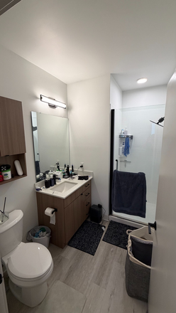 Bathroom Attached - Summer 26 Relet: VERVE 1B1B Attached Bedroom w/ Bathroom + PARKING ($1500-> $1000) Apartments