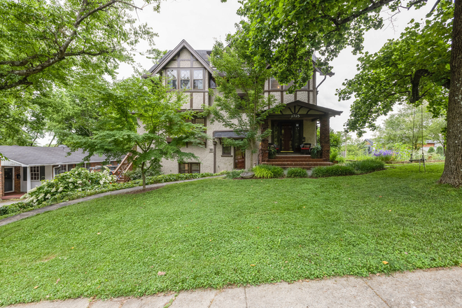 Outside street view - 5 BR/3 + 2 BA Historic gem in Belmont-Hillsboro