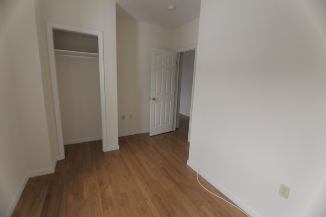 Bedroom - Off Campus Philly  - Spacious bi-level 2 bed 2 bath close to campus Apartments