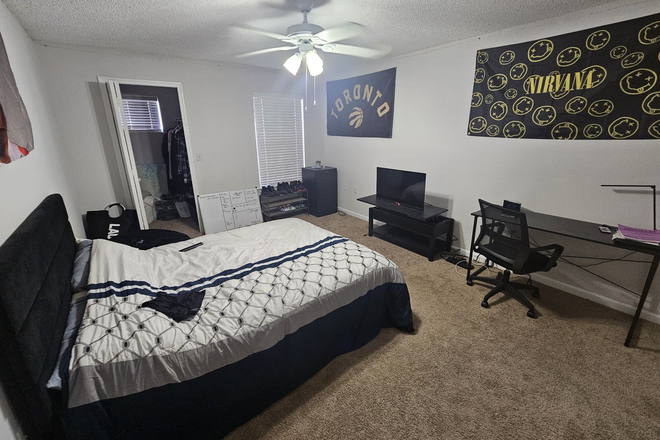 Bedroom - Mezzo of Tampa Palms Apartments