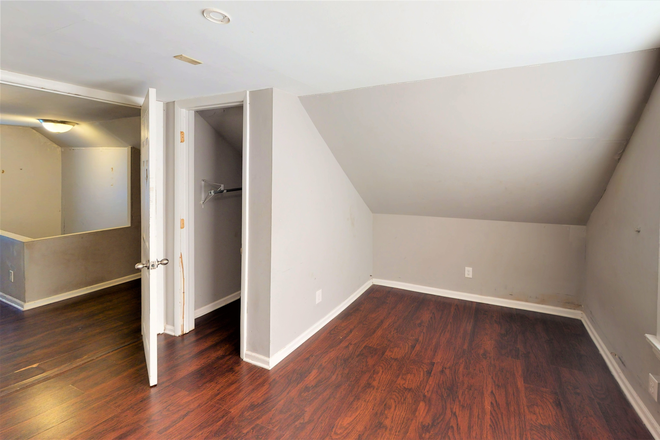 Bedroom - 2317 Stratford Ave House