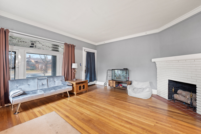 Living Room - Cedar Heights Duplex – Fully Furnished Duplex