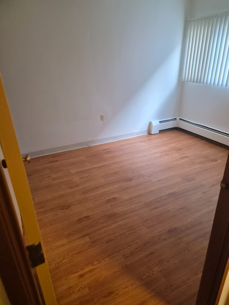 Your Room - Newton Court Apartments (New!)