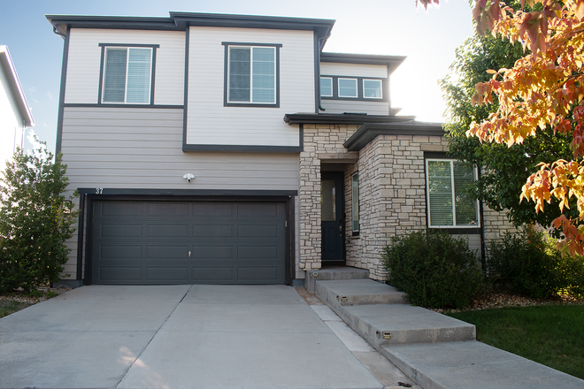 Front of House - Beautiful Modern 3 Bedroom House in Erie