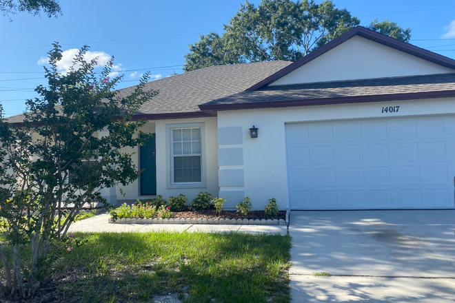 Front view - Shared Housing close to UCF