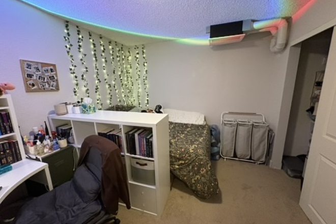 .5 view of bedroom - The Lodge Apartments