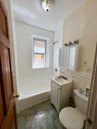 a - 2 bed with living room... Apartments