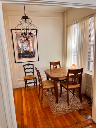 Dining Area - 2 Bedroom 1 Bath Fully Furnished Apartment for sublet