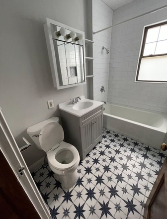 - - 6 BEDROOM APARTMENT JUNE 2027