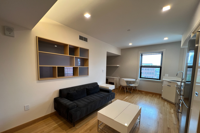 - - 115 Mount Auburn St, Cambridge – Furnished 1-Bedroom at Havard Sq with Flexible Move-In Dates Apartments