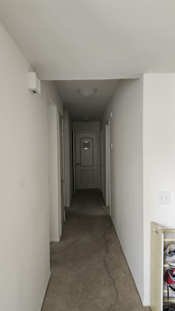 Interior hallway from living to master room - Turtle Rock Vista (not ACC) apt near campus