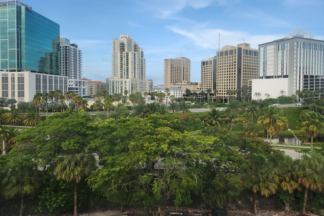 View from living room, bedroom 1, and bedroom 2 - SPACIOUS 3 Bedroom 2 bathroom condo in heart of Dadeland (right near Metrorail)