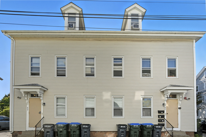 Building - All Utilities, 2 bedroom Apartment, WIFI, Walk to Brown