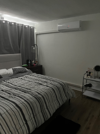 Photo taken last year (currently tenant occupied) - Quiet apartment in the heart of the Grove
