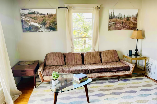 Living room, comfortable - Treetop views, 2nd floor in beautiful remodeled historic house, private entrance