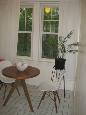 dining area in the kitchen - Upper floor 481sq.ft. two-room studio Condo