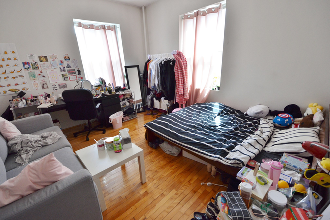 1 Bedroom Apartment - NO Broker's Fee!!  -  Spacious 1 Bedroom with Sunny&Bright. Avail 09/01 Apartments