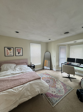 Bedroom 1 (Master) - Fully furnished 2 bed / 2 bath near Harvard Square Apartments