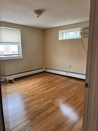 LIVING - 2 BED AVAIL 9/1/25! Apartments