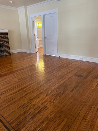 possible 3rd bedroom - Near South Orange Ave and Close to Campus Apartments