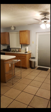 Kitchen - Ashington Park…near UCF House