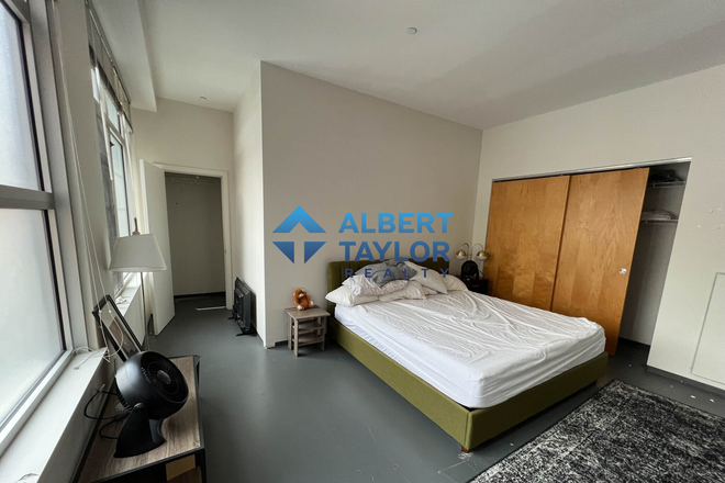 Bedroom - Large 2Bedroom Steps from BU Medical (Next to WholeFoods)!