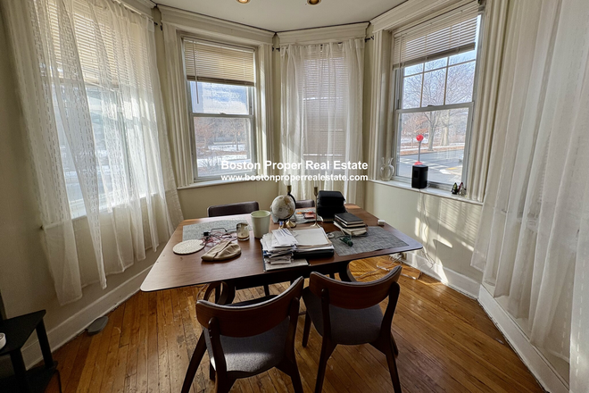 a - 2 bedrooms, beautiful apartment, NO FEES