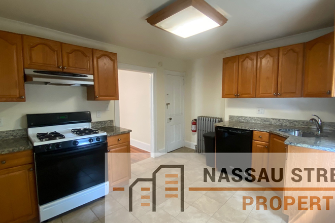 Kitchen - 3BR apt-Moran Ave-Princeton