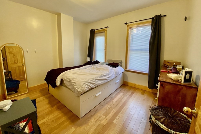 master bdrm - 1 - 3bdrm avail. Aug 1, Brookline Village Apartments