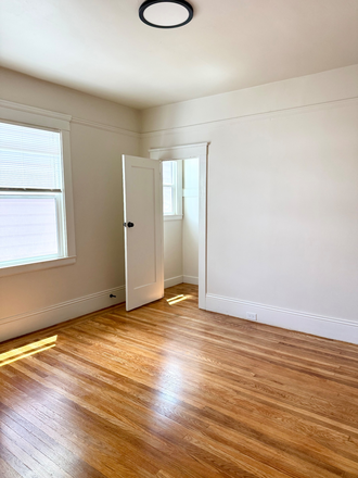 bedroom - Quiet 3BR nearby University of San Francisco