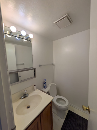 Bathroom - Hethwood Apartments
