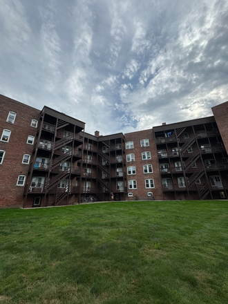 the building - 1 bedroom in a 2bed/1bath Apartments