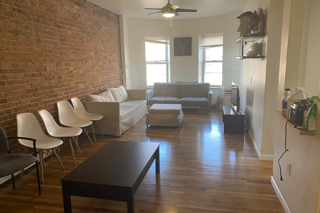 Living Space - South End 4 Bed Columbus Ave Apartments