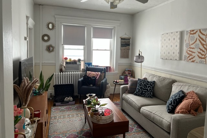 livingroom - FENWAY - SYMPHONY 1 BED NORWAY ST JANUARY 1 AND NO FEE Apartments