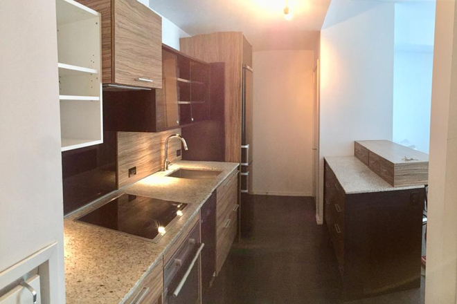 Entrance - Furnished Bachelor Unit on 29th Floor Steps from UofT and TTC Ready to Move-In