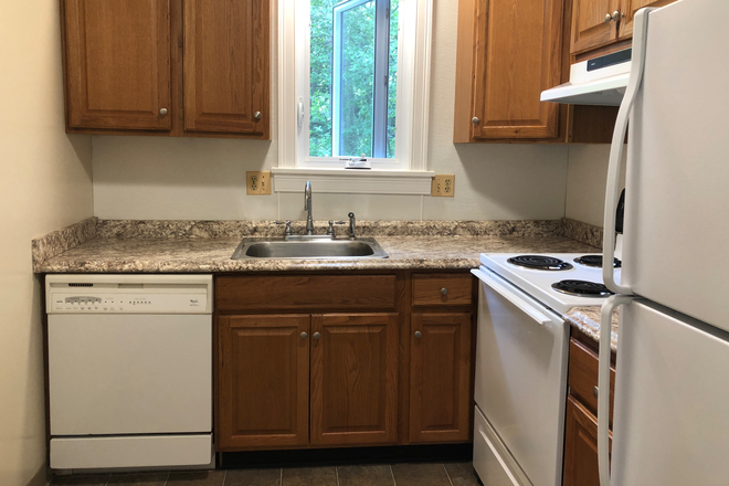 kitchen - Umass bus- August 1 - One bedroom apartment