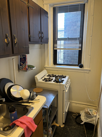 Kitchen - Large 1 Bed Available NOW! *CONTACT NOAH 603-470-8181* Apartments