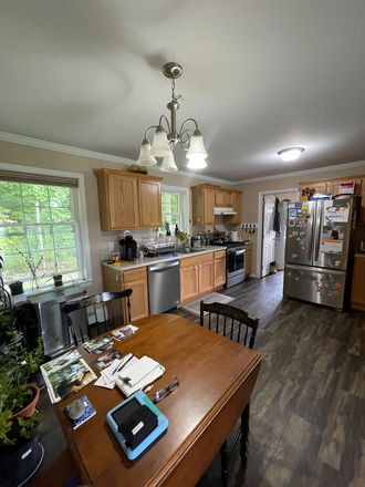 Kitchen & Dining Room - 4 Rock Point Rd, Burlington, VT, 05408 House