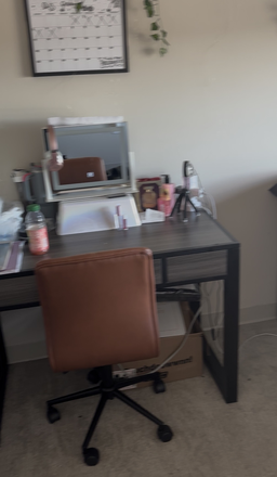 desk area - Ascend RVA Apartments