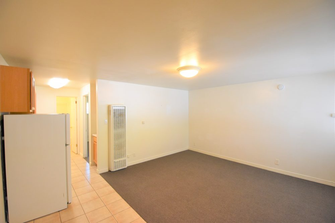 Living Room - 2955 E College Ave Apartments