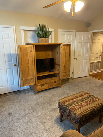 Living Area - FURNISHED W/ ALL UTILITIES and WIFI INCLUDED - One Bedroom Apartment less than 5 minutes from UMC