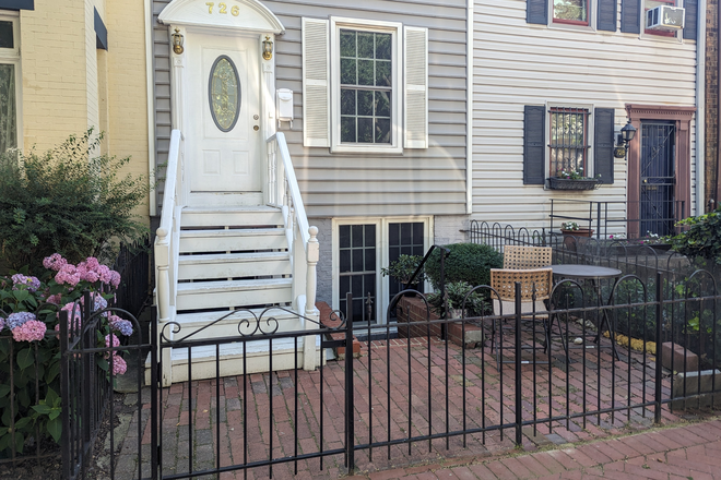 Facade - Updated 2BR 1BA Rowhome Rental - Capitol Hill DC - Available Oct 7th