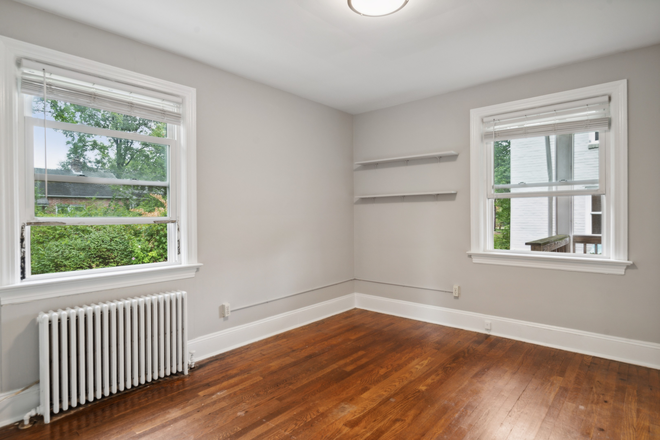 Bedroom 2 - 4504 Guilford Rd - Walking distance to UMD, Trader Joes, and Route 1 Apartments