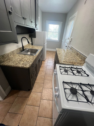 Photo - Traymore Apartments