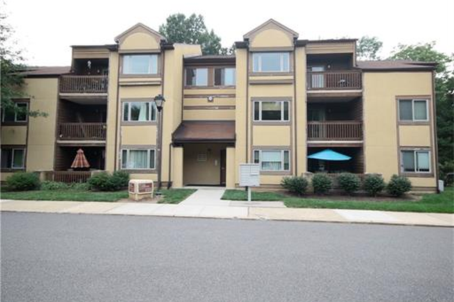 Street view - 1BR condo-Sayre Dr-Princeton