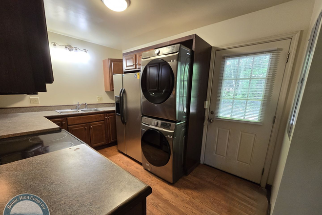 Photo - Greenbriar Community Apartments