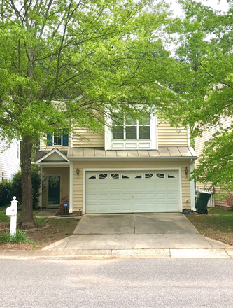 Outside street view - Beautiful 3bed/2.5bath home near Southpoint in Durham