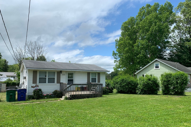  - 2 Bedroom 1 Bath House