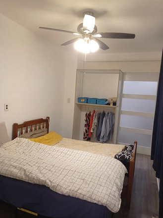 3rd bedroom front - Quiet and safe house in 7-mins walk to medical/nursing/public health schools and hospital