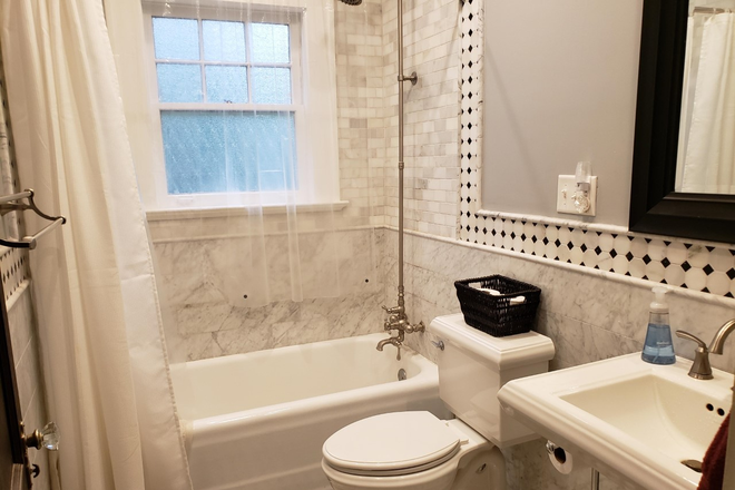 Bathroom - Excellent private furnished studio (1 BR/1BA) – Walk to Emory! (male only) House